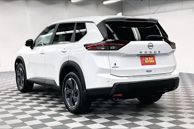 New 2025 Nissan Rogue SV image 4