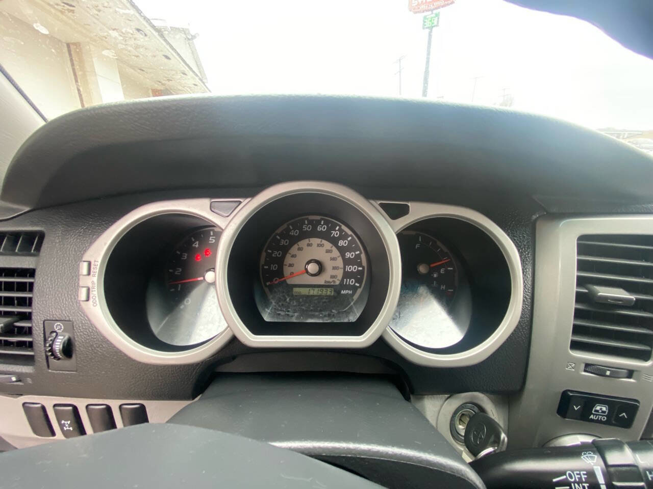 Used 2005 Toyota 4Runner SR5 image 14