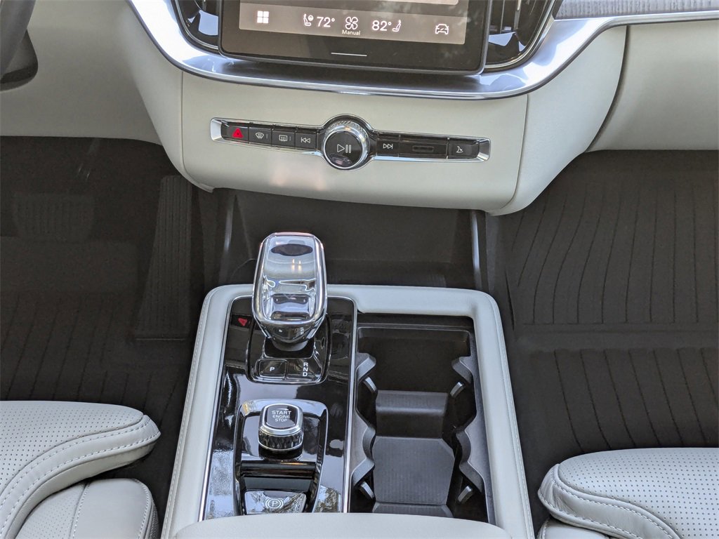 New 2026 Volvo XC90 B6 Ultra w/ Protection Package Premier image 20