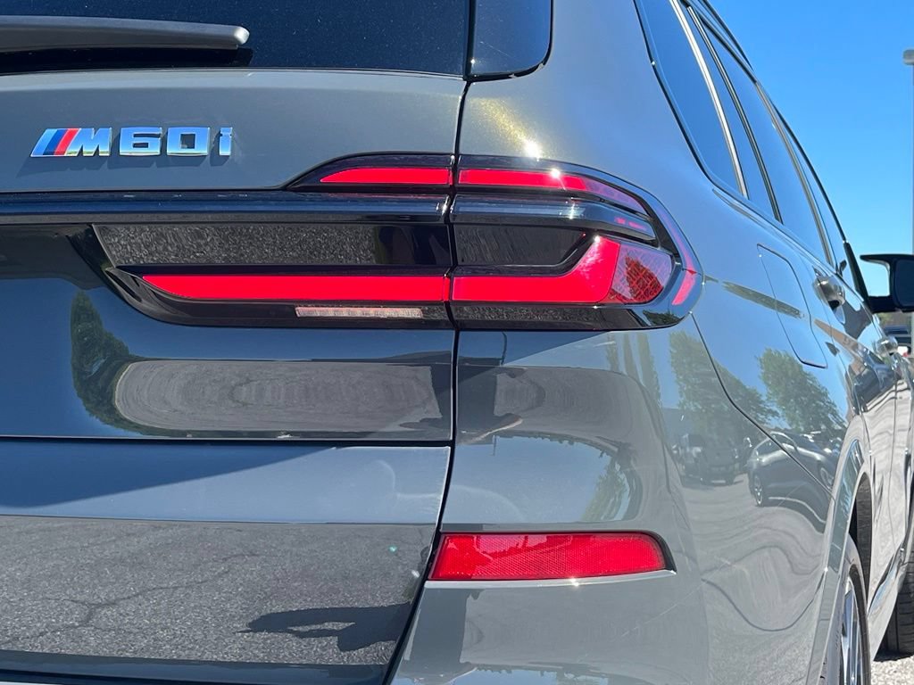Used 2026 BMW X7 M60i AWD/4WD image 12