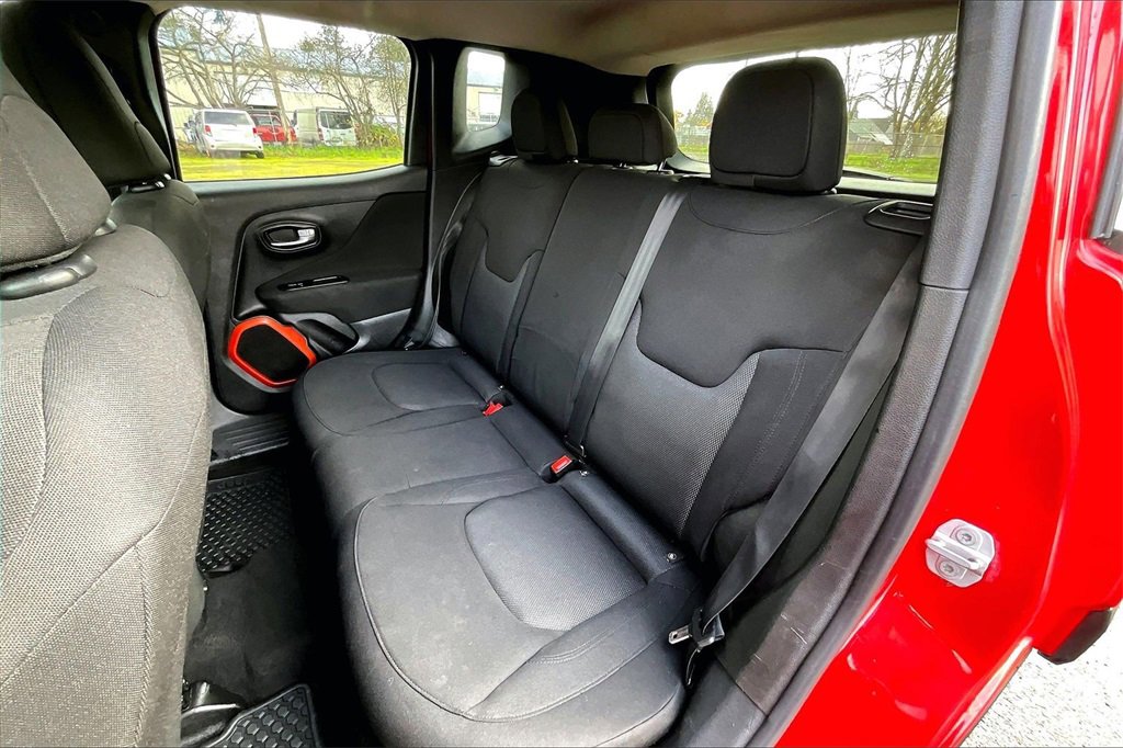 Used 2018 Jeep Renegade Sport w/ Power & Air Group image 22