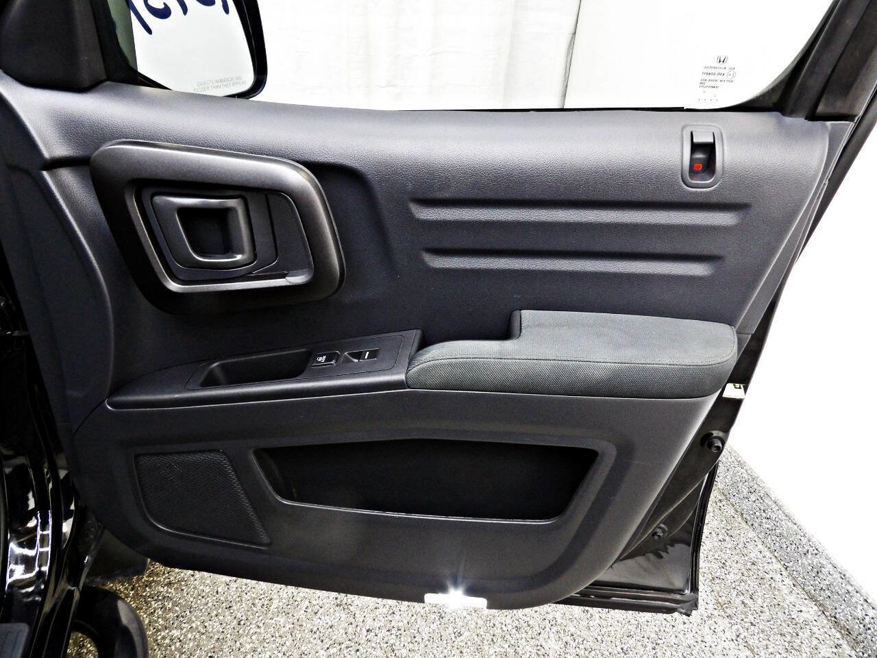 Used 2014 Honda Ridgeline Sport image 11