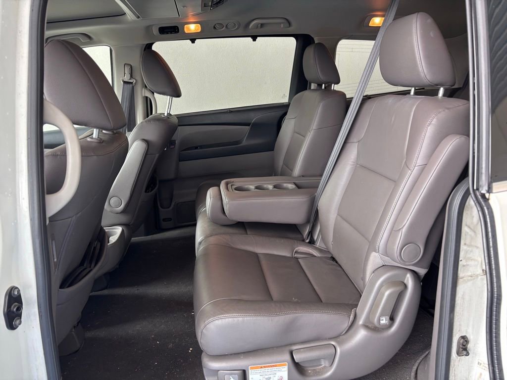 Used 2016 Honda Odyssey Touring Elite image 16