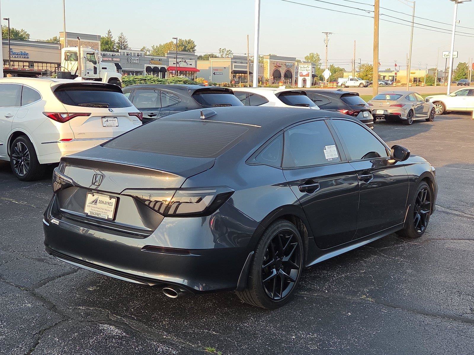 Used 2025 Honda Civic Sport image 25