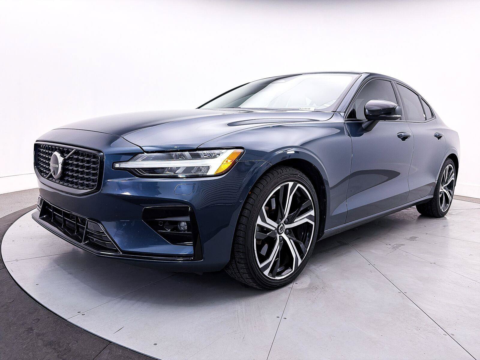 Used 2024 Volvo S60 B5 Plus FWD image 14