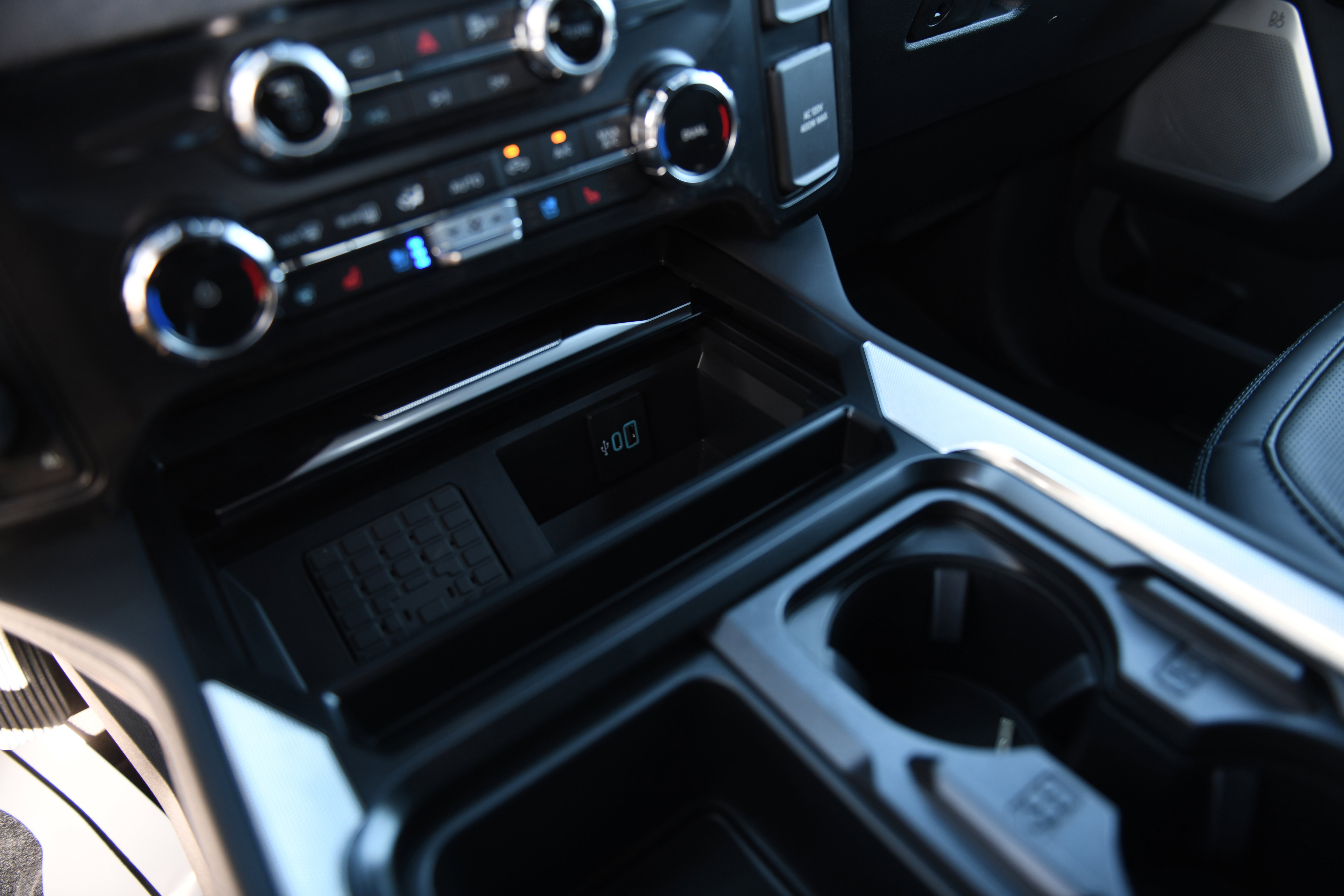 New 2026 Ford F250 Platinum w/ Tremor Off-Road Package image 26