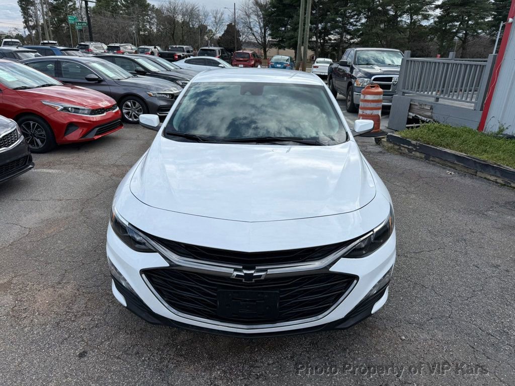 Used 2024 Chevrolet Malibu LT w/ Sport Edition image 2