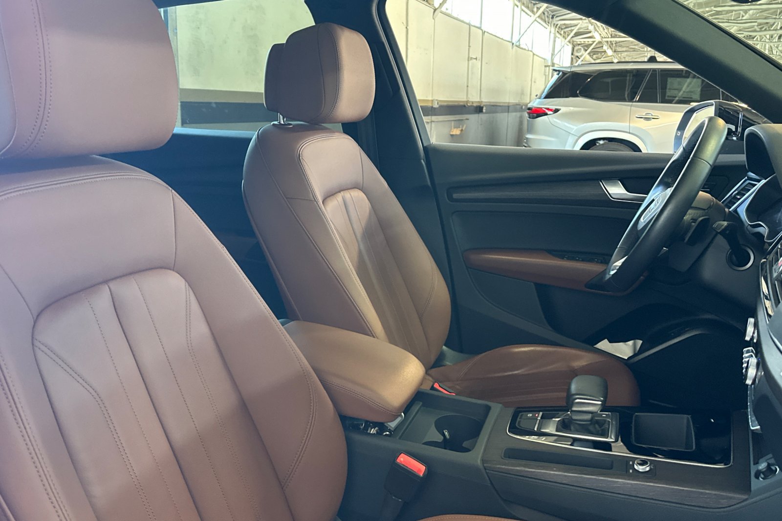 Used 2023 Audi Q5 2.0T Premium w/ Convenience Package AWD/4WD image 26