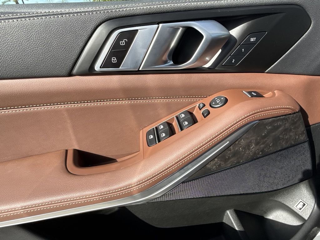 Used 2023 BMW X5 xDrive45e w/ Parking Assistance Package image 29