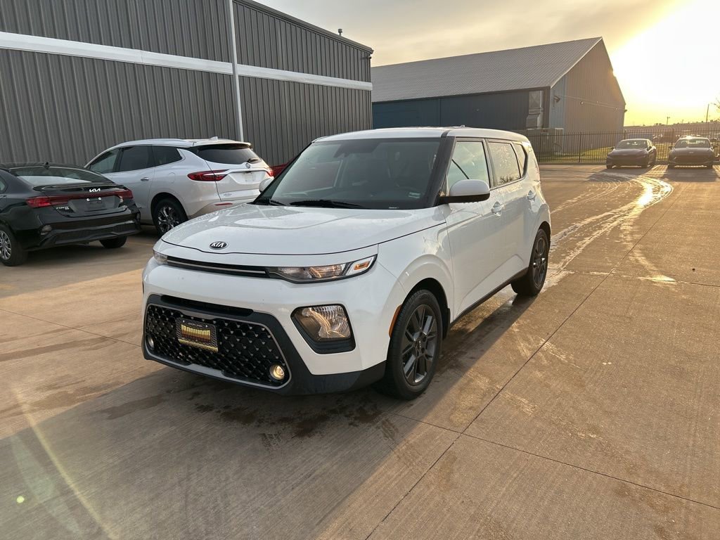 Used 2021 Kia Soul EX image 1