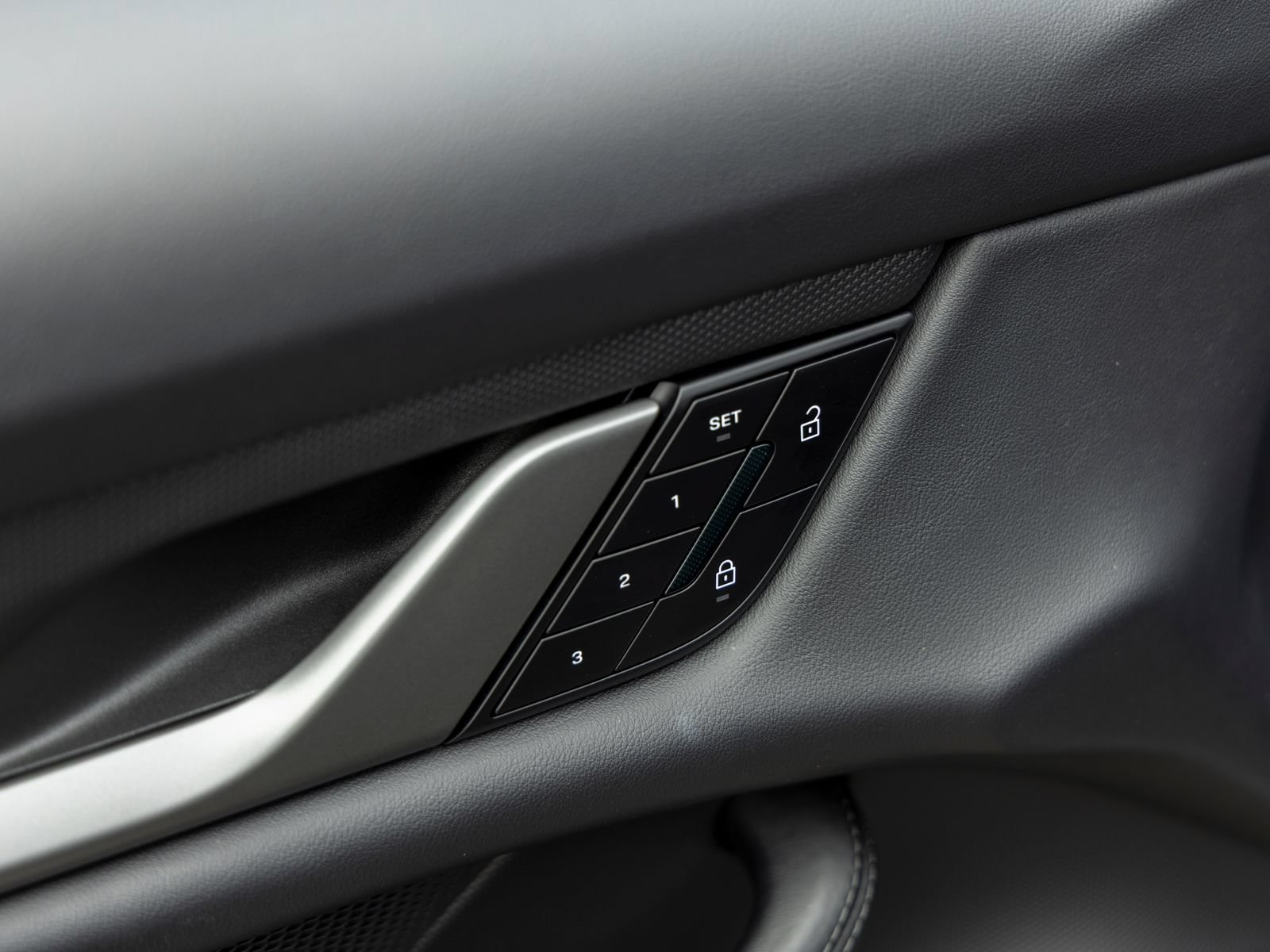Certified 2025 Porsche Taycan RWD image 21
