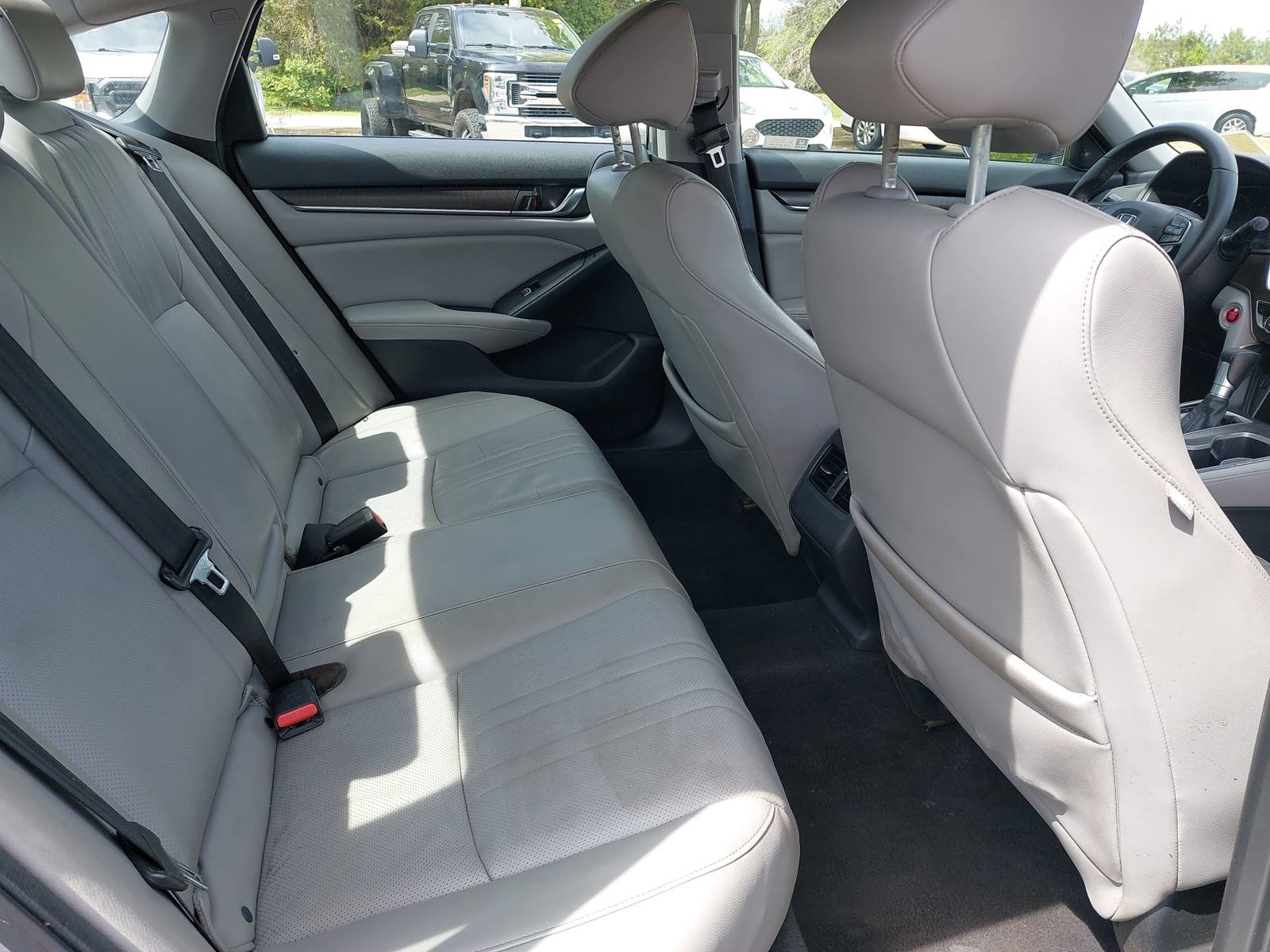 Used 2018 Honda Accord EX-L image 12