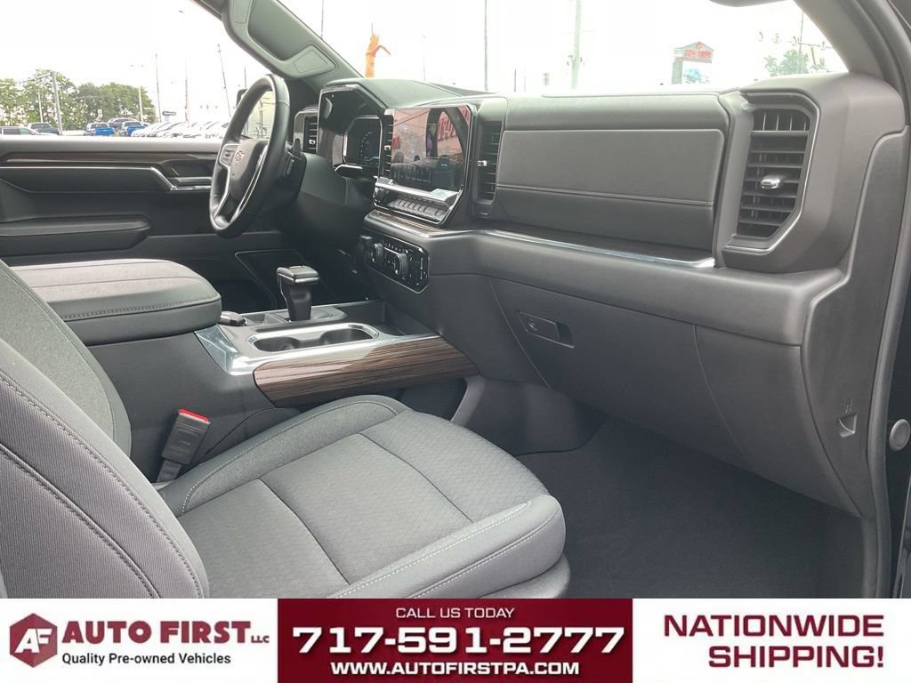 Used 2024 Chevrolet Silverado 1500 LT w/ Z71 Off-Road Package AWD/4WD image 19