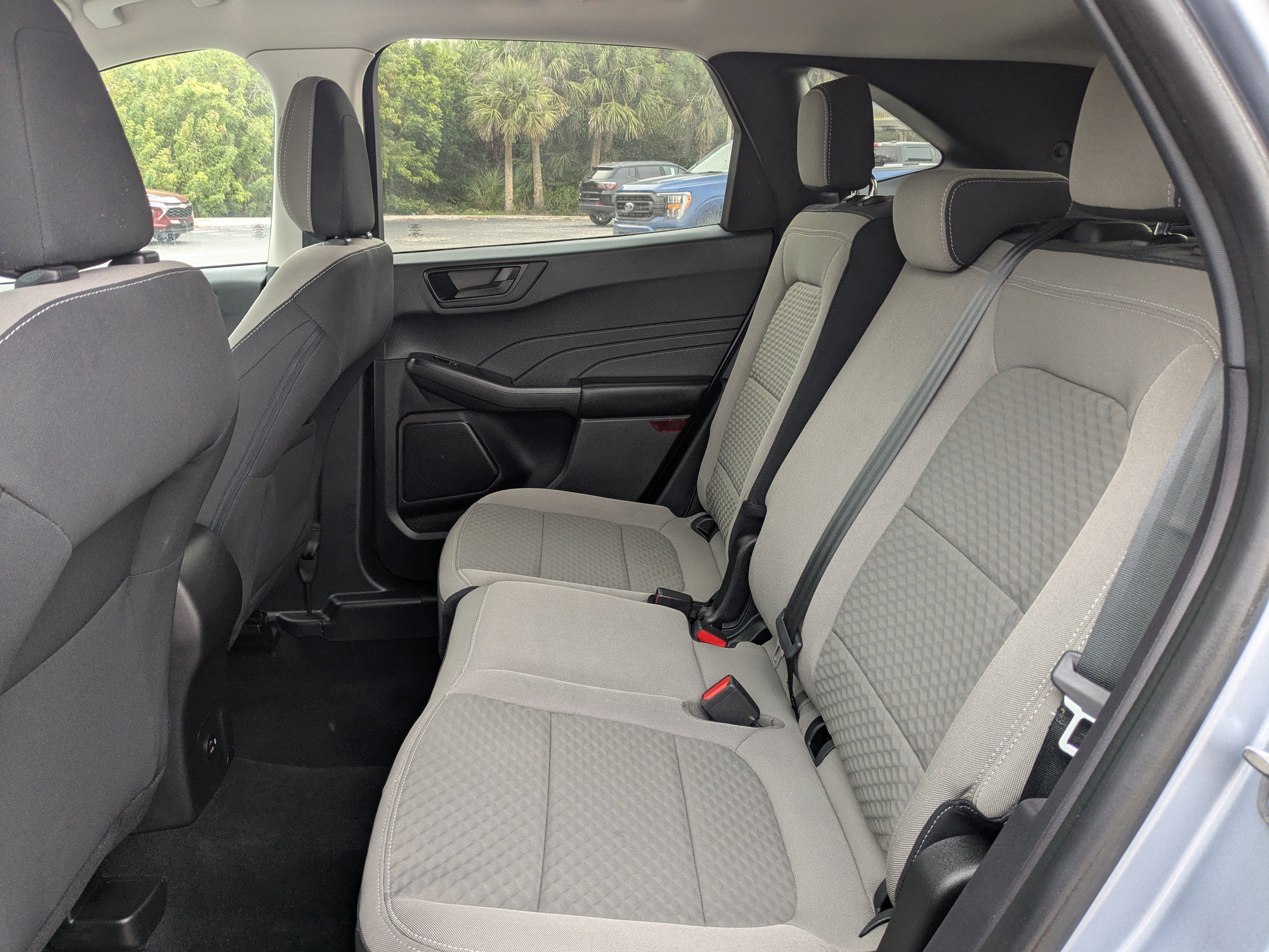 Used 2022 Ford Escape SE FWD image 16