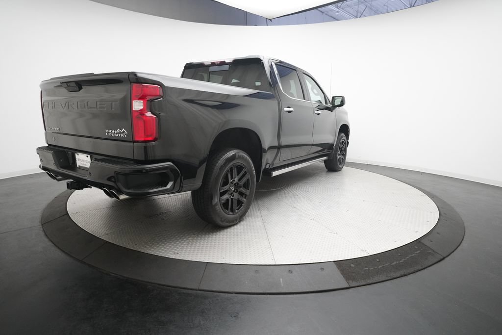Used 2021 Chevrolet Silverado 1500 High Country w/ Technology Package AWD/4WD image 34