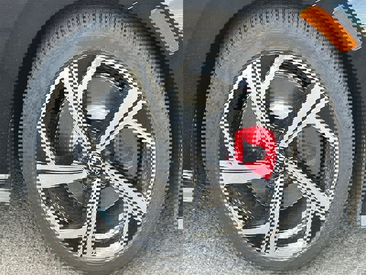 New 2025 Volkswagen GTI SE image 6