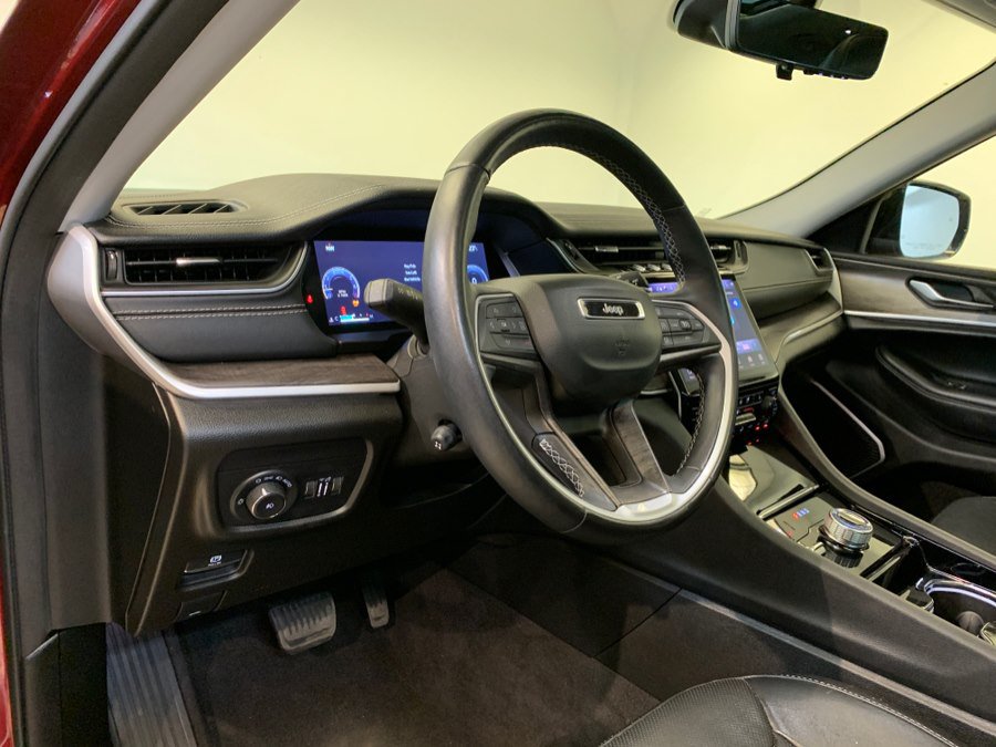 Used 2022 Jeep Grand Cherokee L Limited w/ Luxury Tech Group II AWD/4WD image 20