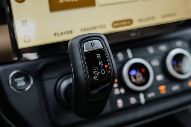 New 2026 Land Rover Defender 110 X AWD/4WD image 34
