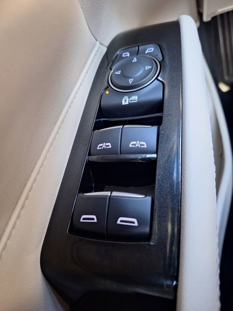 Certified 2025 Cadillac CT4 Premium Luxury image 19