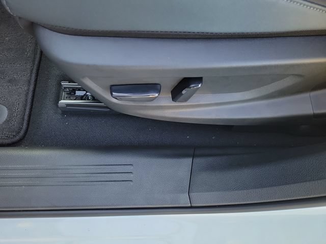 New 2026 Nissan Leaf SV+ w/ Floor Mat Package (SV+) FWD image 18