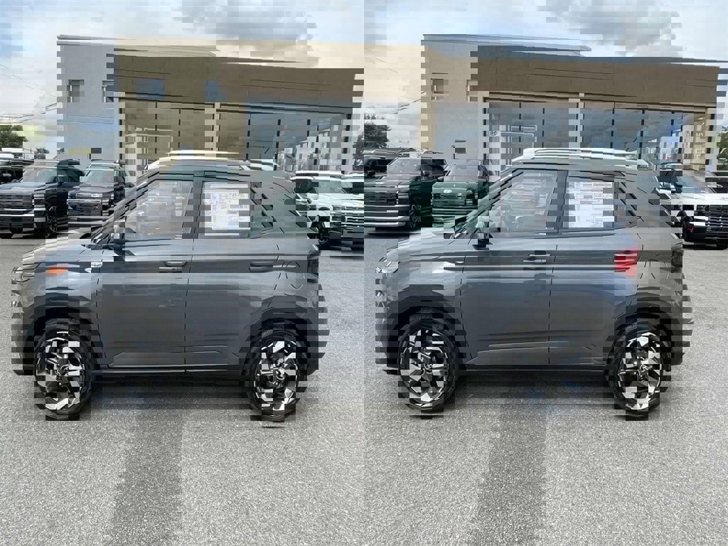New 2026 Hyundai Venue SEL image 2