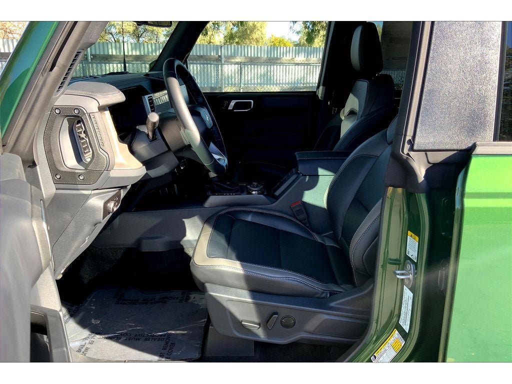 New 2025 Ford Bronco Outer Banks w/ Sasquatch Package AWD/4WD image 10