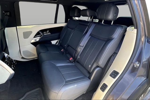 Used 2024 Land Rover Range Rover Long Wheelbase SE AWD/4WD image 25
