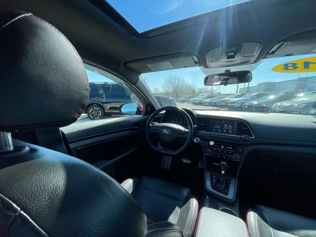 Used 2018 Hyundai Elantra Sport image 18