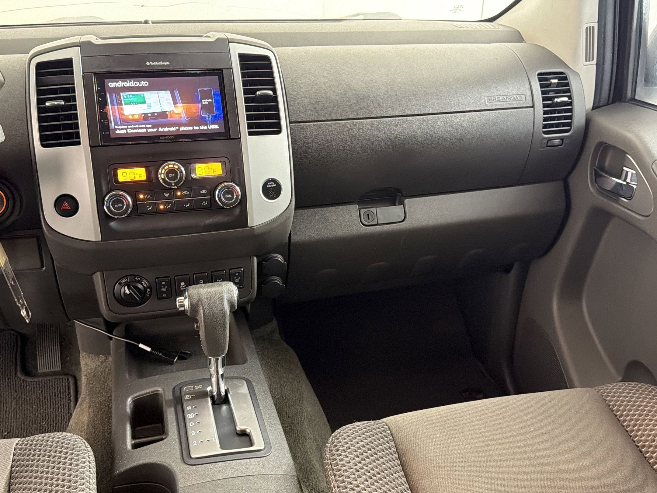 Used 2014 Nissan Frontier PRO-4X AWD/4WD image 26