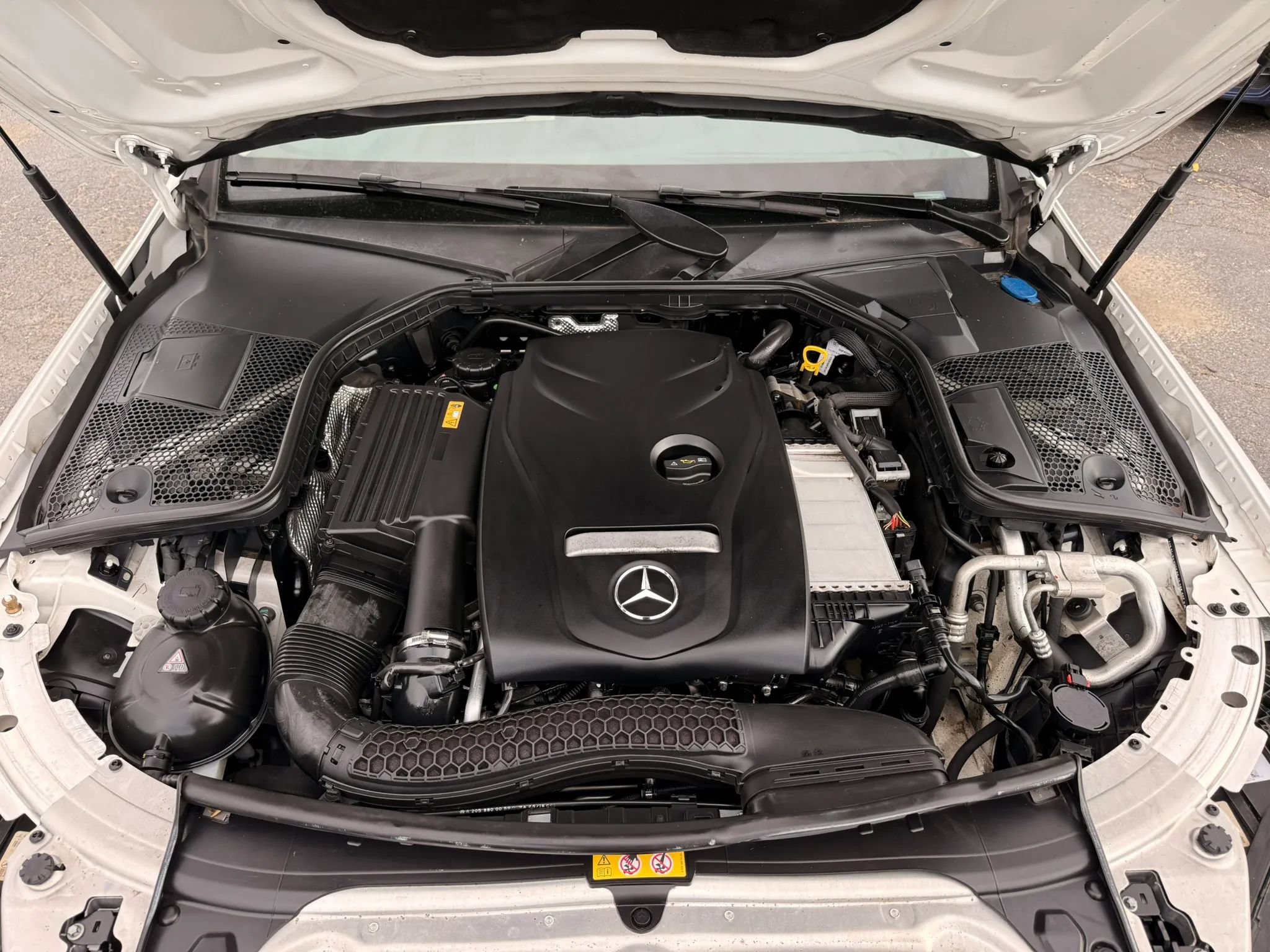 Used 2017 Mercedes-Benz C 300 4MATIC Sedan image 24