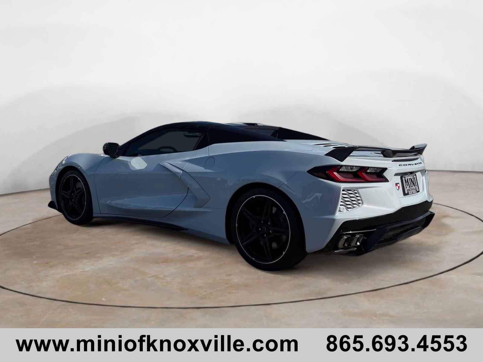 Used 2021 Chevrolet Corvette Stingray Premium Conv w/ Z51 Performance Package RWD image 5