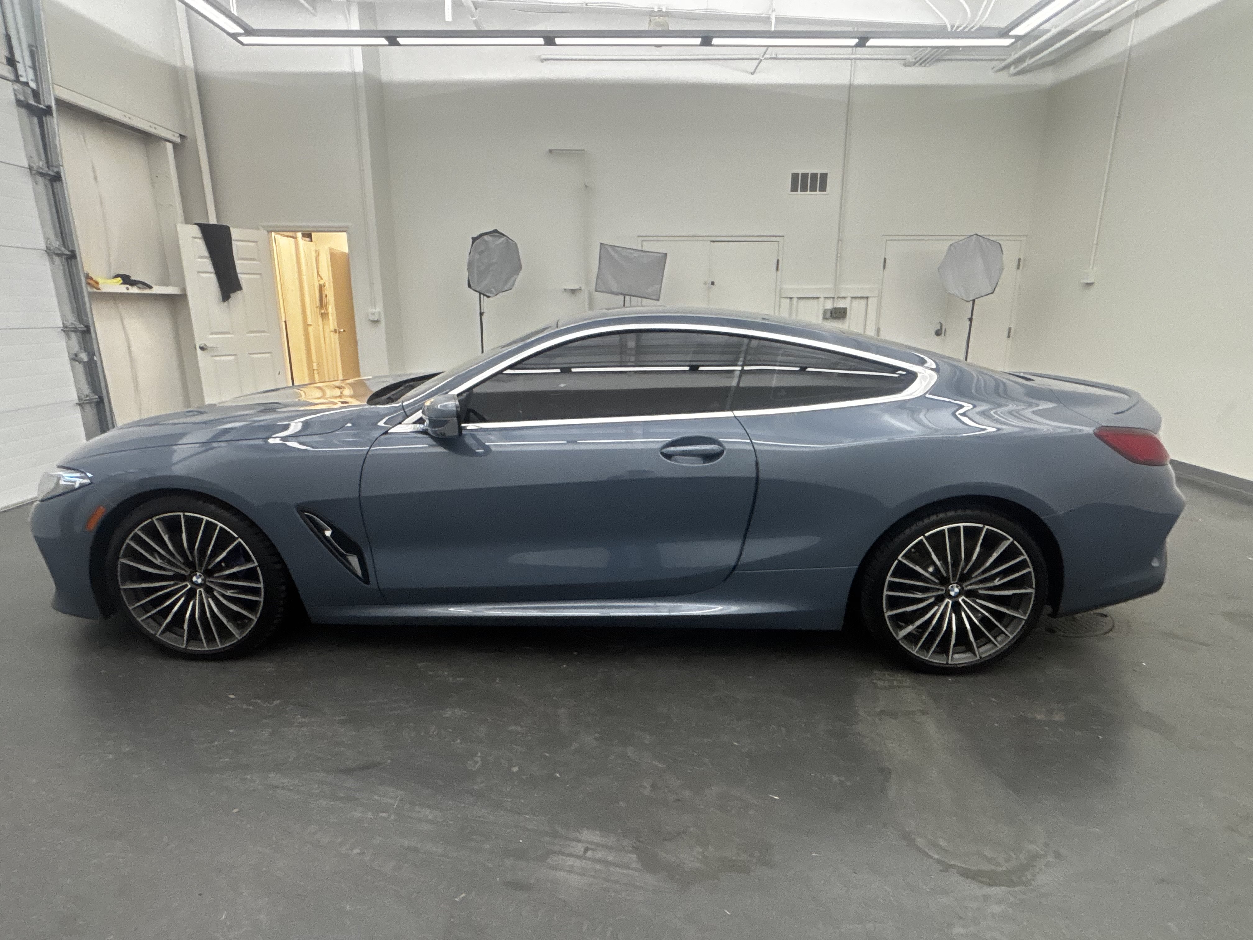Used 2022 BMW M850i xDrive Coupe AWD/4WD image 4