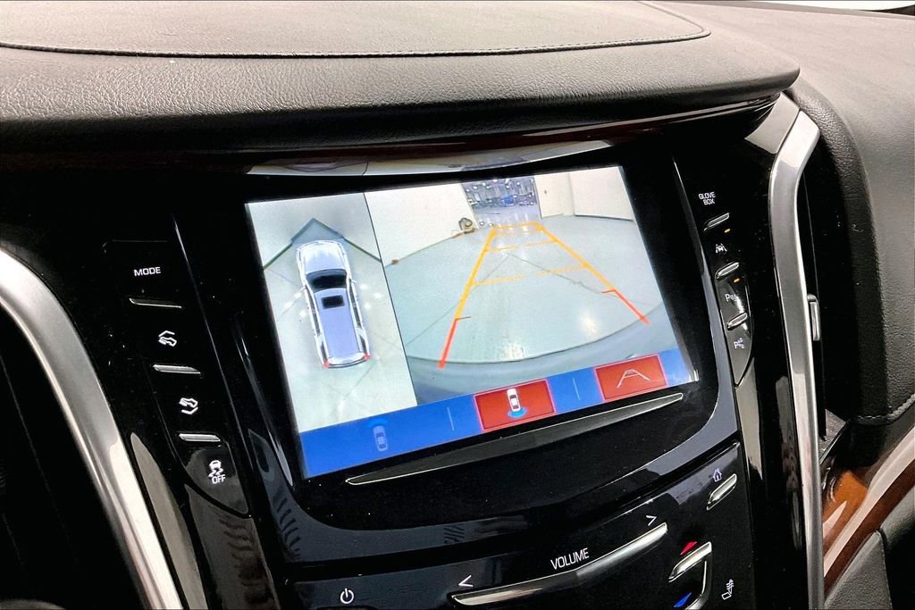Used 2019 Cadillac Escalade ESV Luxury image 30