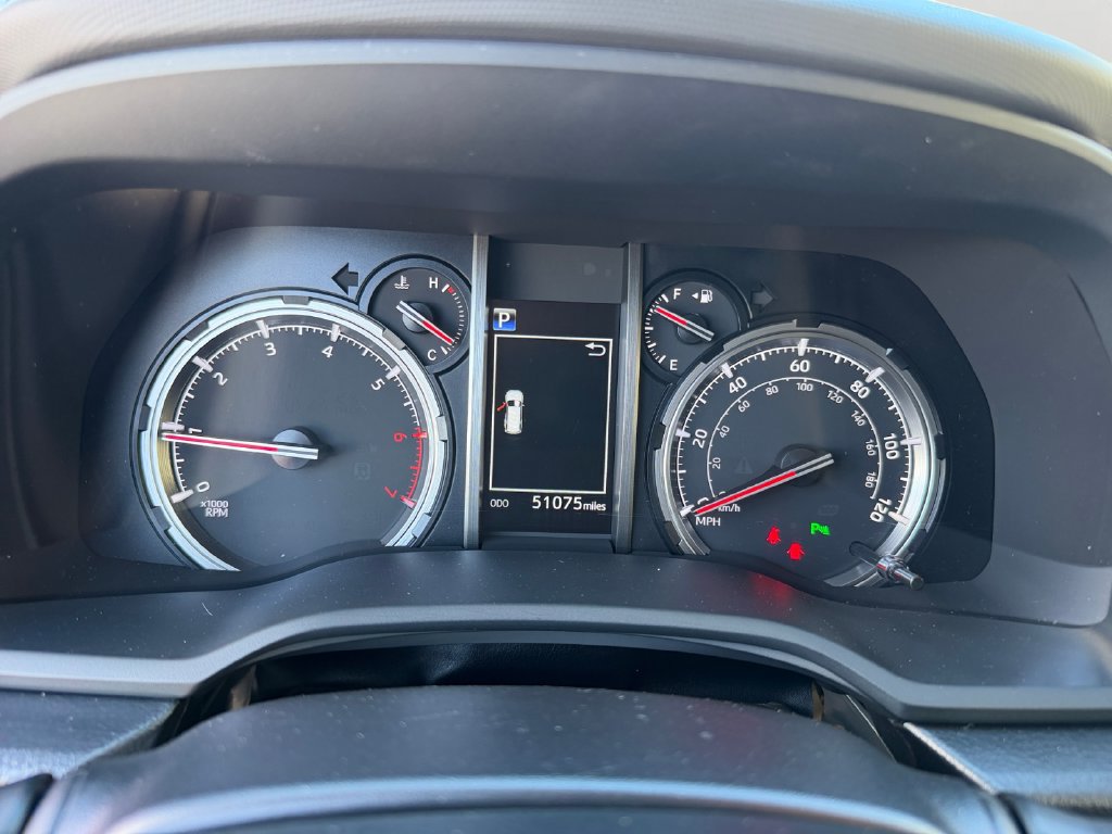 Used 2023 Toyota 4Runner Limited AWD/4WD image 26