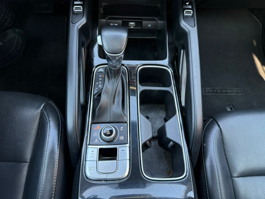 Used 2020 Kia Telluride S w/ S 8 Passenger Seating Package AWD/4WD image 18