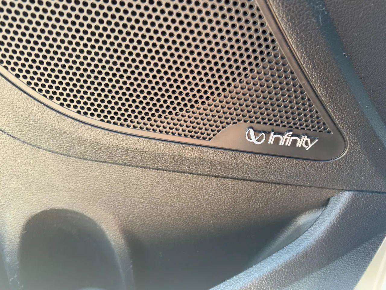 Used 2020 Hyundai Elantra Sedan FWD image 12