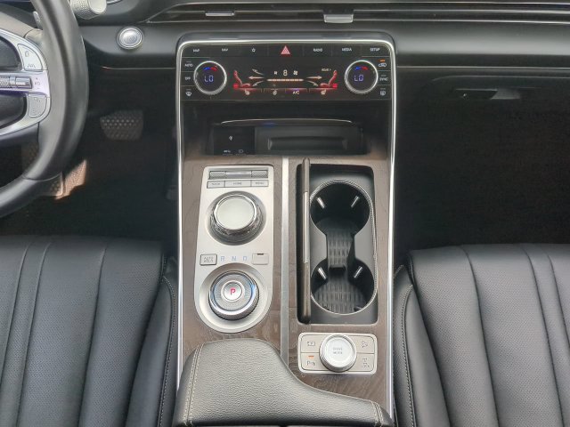 Used 2024 Genesis GV80 2.5T AWD/4WD image 21