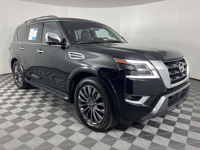 Used 2024 Nissan Armada Platinum w/ Captain's Chairs Package RWD image 3