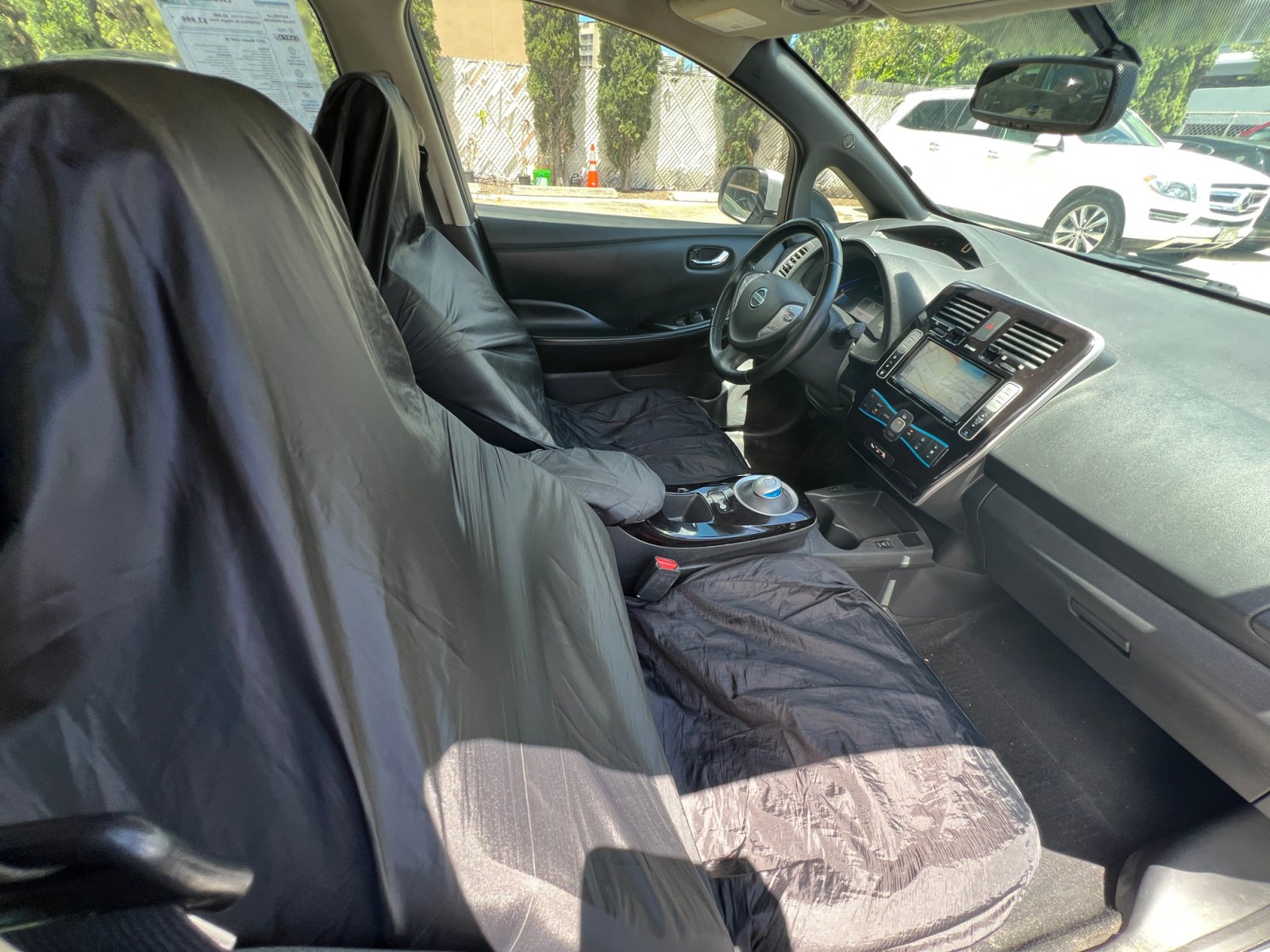 Used 2013 Nissan Leaf SL w/ Premium Pkg image 25