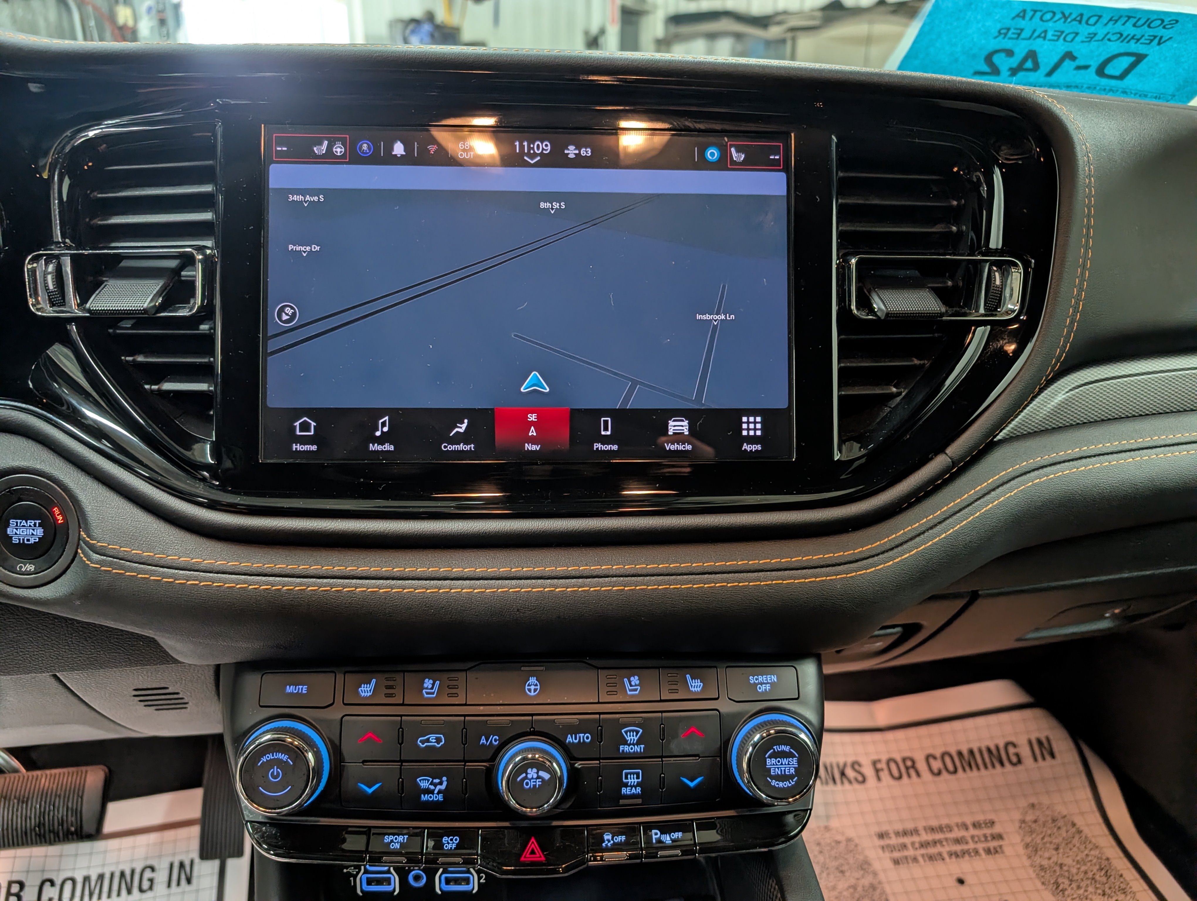 Used 2023 Dodge Durango R/T AWD/4WD image 17