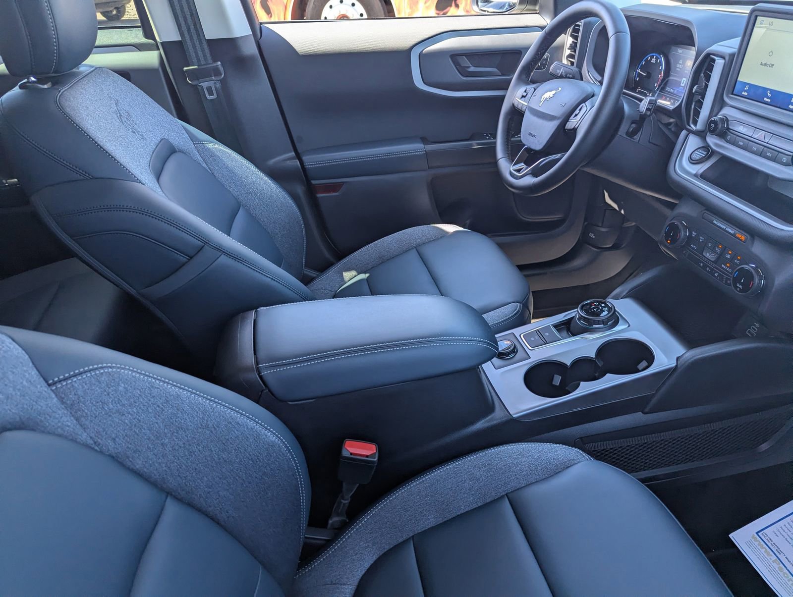 Certified 2024 Ford Bronco Sport Outer Banks image 11