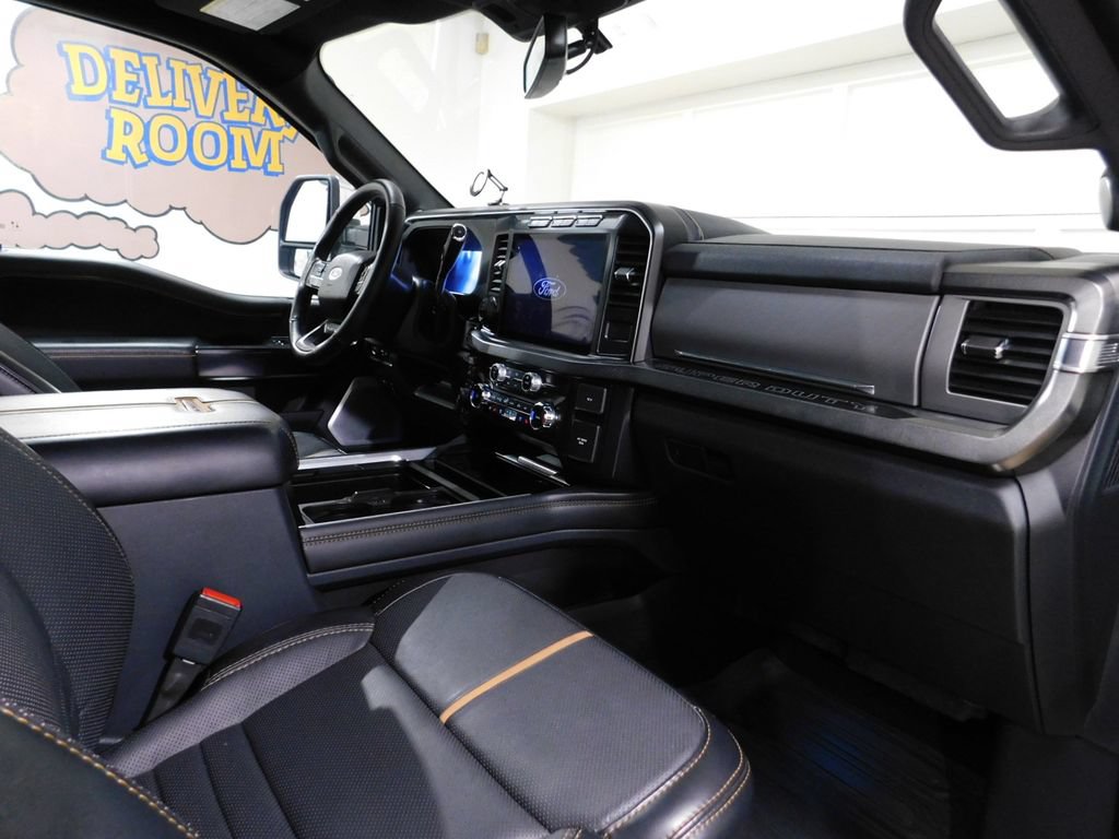Used 2024 Ford F350 Platinum AWD/4WD image 97