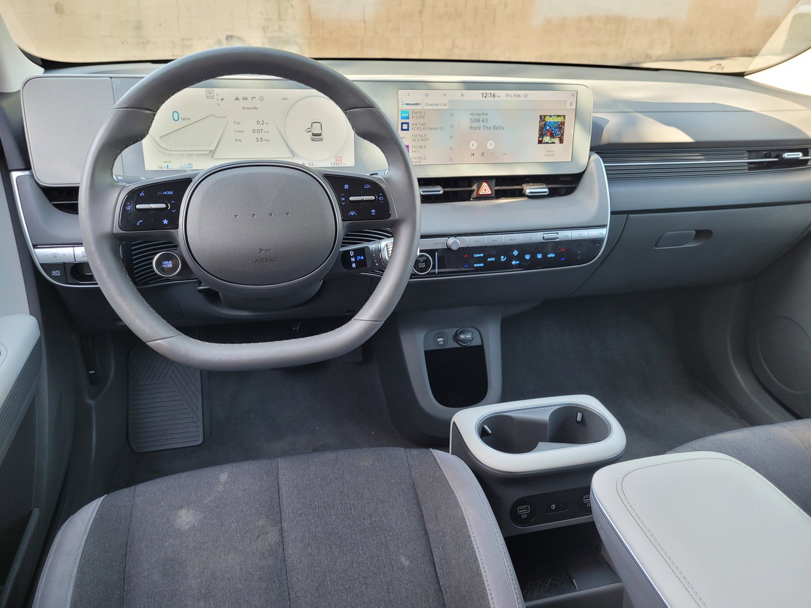 Used 2024 Hyundai Ioniq 5 SEL image 18