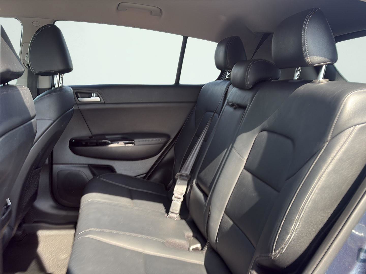 Used 2018 Kia Sportage EX image 20