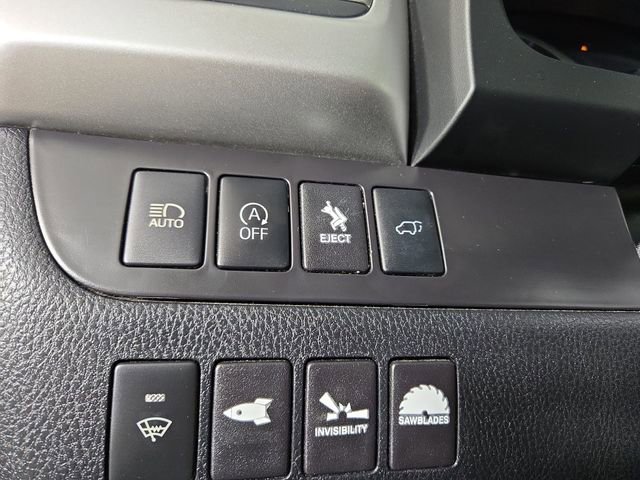 Used 2019 Toyota Highlander SE image 30