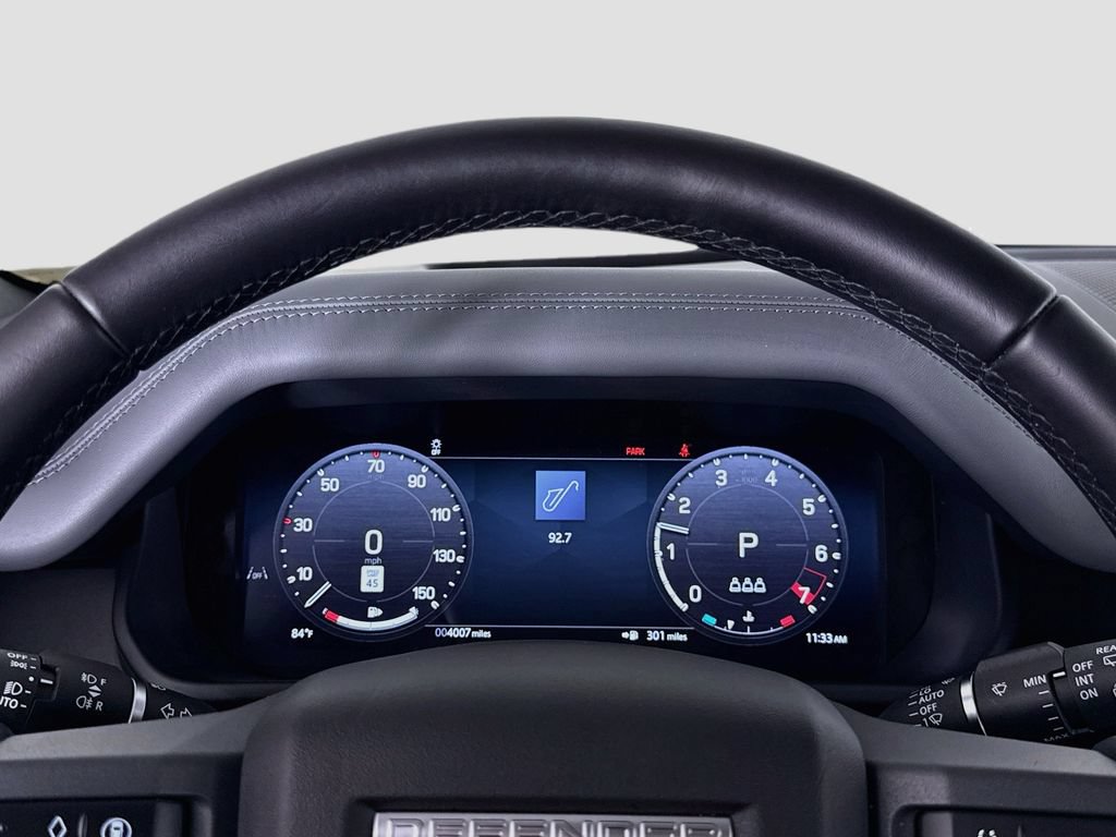 Used 2026 Land Rover Defender 110 X-Dynamic SE AWD/4WD image 10
