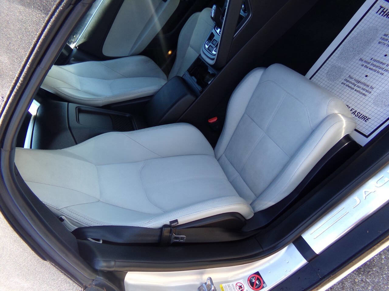 Used 2018 Jaguar F-TYPE Convertible image 22