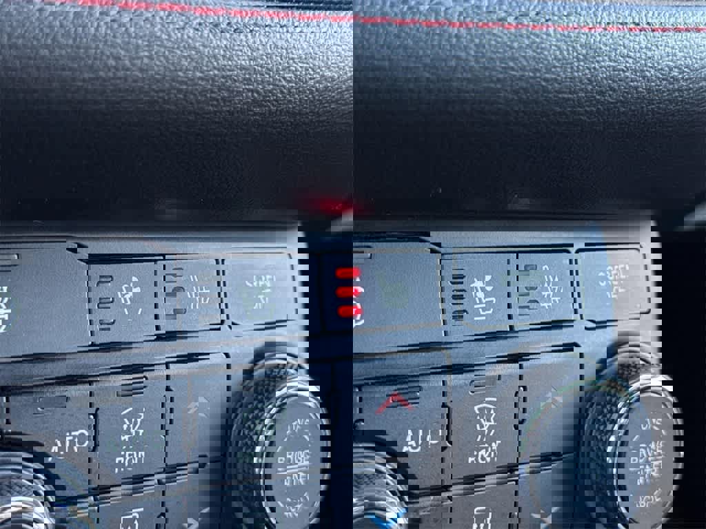 Used 2025 Dodge Durango GT image 22