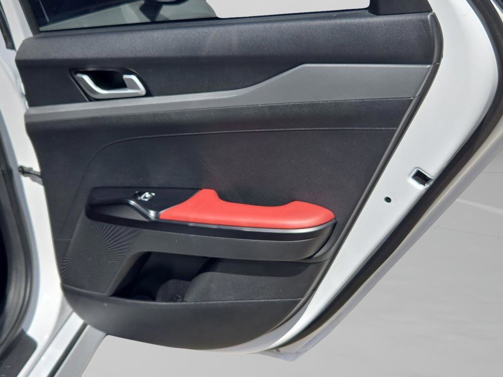 Used 2024 Kia K5 GT-Line w/ GT-Line Premium Package FWD image 29