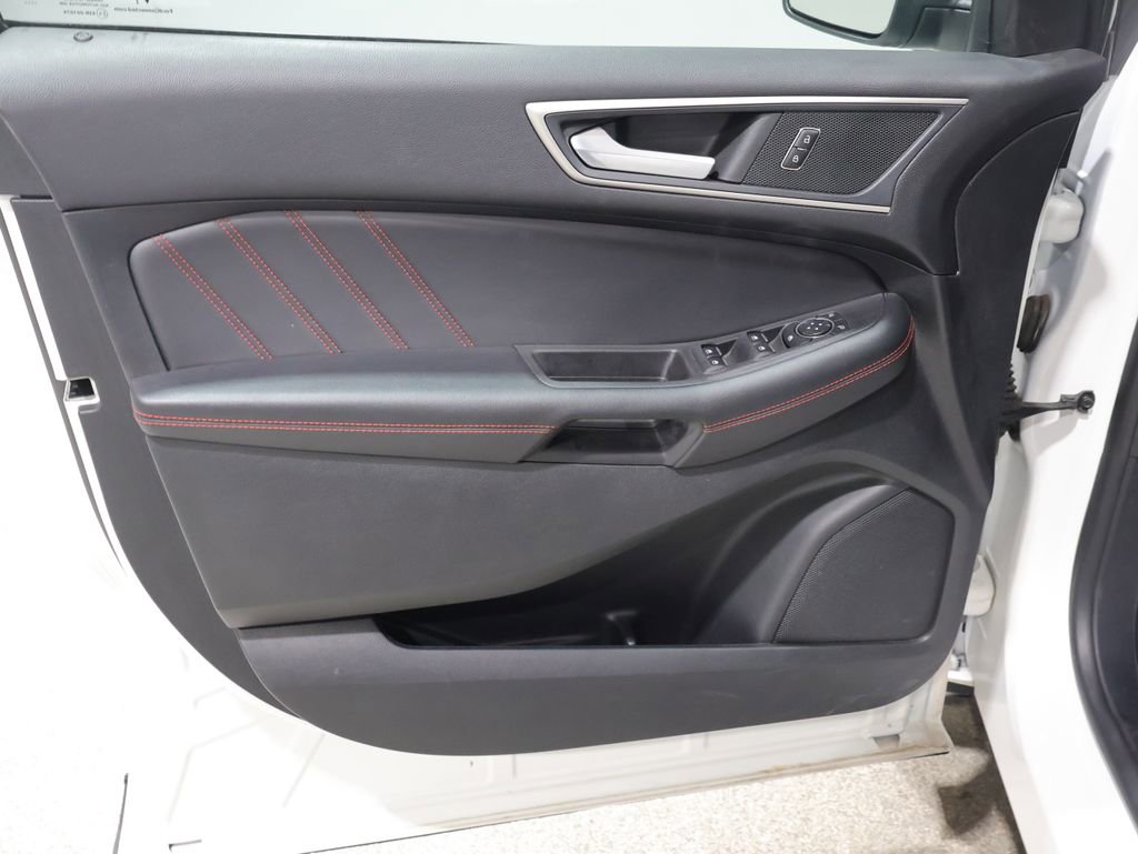 Used 2024 Ford Edge ST-Line AWD/4WD image 13